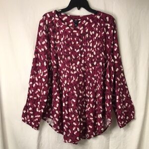 NWT Intro Women’s Tunic Blouse XL Cranberry & White Print Pin tuck Front Flowy
